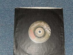 画像1: IRON MAIDEN - A)WOMEN IN UNIFORM  B)INVASION (MINT-/MINT-) / 1980 UK ENGLAND ORIGINAL Used 7" Single  