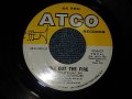 SOUL SURVIVORS (Soft Rock Psyche) -  A)Turn Out The Fire   B)Go Out Walking (MINT-/MINT-) / 1968 US AMERICA ORIGINAL Used 7" 45 rpm