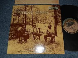 画像1: THE RUSSELL FAMILY (MOUNTAIN MUSIC) - THE RUSSELL FAMILY  (MINT-/MINT-)/ 1972 US  AMERICA ORIGINAL Used LP 