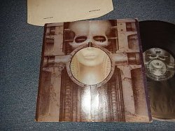 画像1: E L & P EMERSON LAKE & PALMER - BRAIN SALAD SURGERY (NO POSTER) (Matrix #A) ST-NC-722991-G SRC AT B)) ST-NC-722992-G SRC AT)  "SRC / SPECIALTY RECORDING CO. Press in OLYPHANT in PA" (Ex+/Ex+++) /  1973 US AMERICA ORIGINAL "1st Press / 1st ISSUED Version" "Large 75 ROCKFELLER  + UK ENGLAND JACKET Label""  Used LP