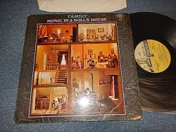 画像1: FAMILY - MUSIC IN DOLL'S HOUSE (DEBUT ALBUM)  (Ex++/Ex++ A-2,3,6:VG+++, Ex++ Looks:Ex) / 1968 UK ENGLAND ORIGINAL wMULTI-COLOR Label" Used LP 