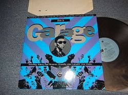 画像1: V.A. VARIOUS - THIS IS GARAGE (HOUSE) (MINT/MINT) / 1989 UK ENGLAND ORIGINAL Used LP