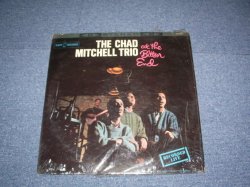 画像1: THE CHAD MITCHELL TRIO (JIM MCGUINN of THE BYRDS ) - THE BITTER END / 1962 US ORIGINALSTEREO LP 