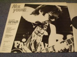 画像1: NEIL YOUNG - PEOPLE ON THE STREET   / 1986 US PROMO ONLY ORIGINAL 12"