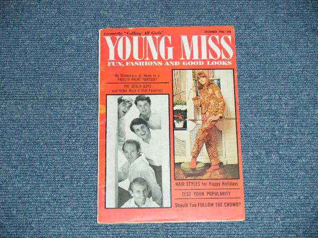 BEACH BOYS, BEATLES, SUPREMES, ANIMALS, + - YOUNG MISS : FUN, FASHIONS AND GOOD LOOKS DECEMBER1966  /  US ORIGINAL Mounthly Book  