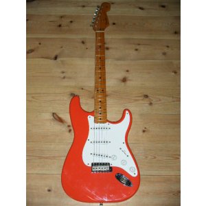 画像: FENDER　フェンダー 1957 Vintage 1992 Reissue STRATOCASTER FIESTA RED  with TWEED HARD CASE  / 1992 USA AMERICA REISSUE RELEASE of The SHADOWS HANK MARVIN Color 