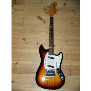 画像: FENDER JAPAN フェンダー・ジャパン 1994-1995 Reissue of 1969 Vintage MUSTANG / 1994-1995 JAPAN REISSUE RELEASE of 1969 Model SUNBURST 