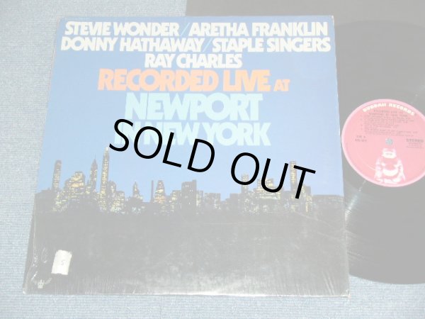 画像1: V.A. OMNIBUS ( STEVIE WONDER/ARETHA FRANKLIN/DONNY HATHAWAY/STAPLE SINGERS/RAY CHARLES ) - RECORDED LIVE AT NEWPORT IN NEW YORK / 1974 US ORIGINAL Used LP 