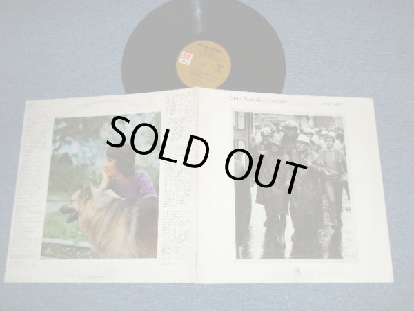 画像1: JOAN BAEZ - COME FROM THE SHADOWS  ( Ex/Ex+++,Ex++)  / 1972 US AMERICA ORIGINAL  Used LP 