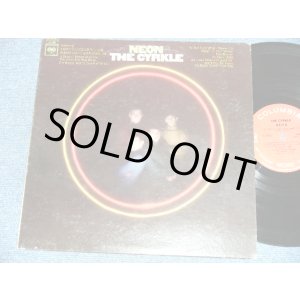 画像: The CYRKLE - NEON   ( Produced & Arranged by JOHN SIMON  ) - NEON (Matrix #     A) XLP 116674-1A / B) XLP 116675-1A)  (Ex++/MINT- : BB) / 1967 US AMERICA ORIGINAL "360 SOUND MONO at BOTTOM Label "  Used LP 