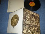 画像: JETHRO TULL - STAND-UP (Matrix # 30934  RS 6360 A 1F / 30935  RS 6360 B  1D ) ) ( Ex+/Ex++ Looks:;Ex+ )  /  1969 USA AMERICA ORIGINAL 1st Press "ORANGE & BROWN with 'W7' 'r' Logo on Top Label"   Used LP