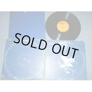 画像: JONI MITCHELL  - BLUE ( Matrix # : MS 2038  31218(RE-2)-2/ MS 2038  31219(RE-2)-2 )(VG/Ex++ )   / 1970  US AMERICA ORIGINAL "1st Press STEREO at Bottom Label" Used  LP