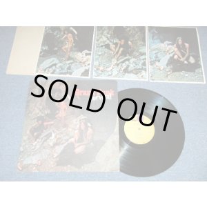 画像: GFR GRAND FUNK RAILROAD - SURVIVAL ( With 3 PIN-UPs )( Matrix # SW-1-764-F1#2/SW-2-764-F6#1) ( Ex++/Ex+++ Looks:MINT- : EDSP ) / 1971 US AMERICA ORIGINAL 1st Press "GREEN Label"  Used LP 