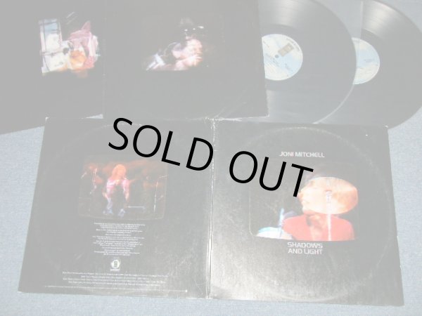 画像1: JONI MITCHELL  -  SHADOWS AND LIGHT  (Matrix #  A) ASP 1-2/B)BSP 1-2/C) CSP 1-1/D) D-RE1-SP  )( Ex/MINT- ) / 1980 US AMERICA ORIGINAL  Used 2-LP's 