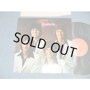 画像: RASPBERRIES ( w/ ERIC CARMEN ) - FRESH ( Ex/MINT- Looks:Ex+++ ) / 1972  US AMERICA ORIGINAL "MAIL ORDER : CAPITOL RECORD CLUB"  "ORANGE with OLIVE GREEN 'CAPITOL' at Bottom  LABEL" Used LP 