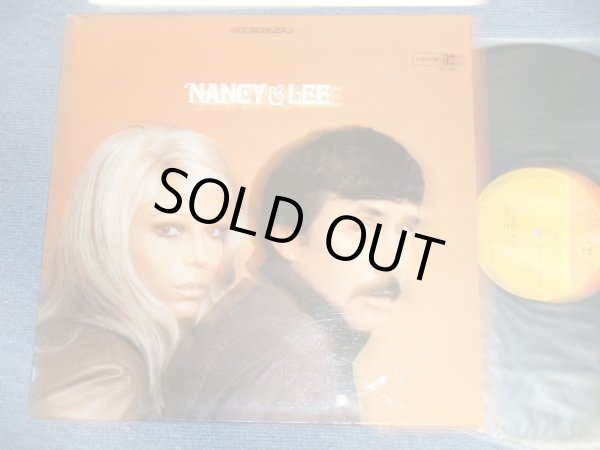 画像1: NANCY SINATRA -LEE HAZELWOOD - NANCY & LEE (  Ex+++/MINT- ) / 1968 WEST-GERMAN GERMANY ORIGINAL 1st Press "2-COLOR Label"  STEREO Used LP