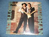 画像: THE VAUGHAN  BROTHERS (STEVIE RAY VAUGHAN & JIMMY VAUGHAN) -  FAMILY STYLE  (SEALED) / US AMERICA  REISSUE  "Brand New SEALED"  LP 