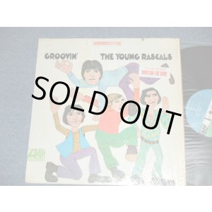 画像: YOUNG RASCALS - GROOVIN'  ( Matrix # STA-671071-F / STA 671072-F ) ( Ex+++/Ex++ Looks:Ex+ : Cut out)  / 1967 US AMERICA ORIGINAL "GREEN & BLUE Label" STEREO Used LP