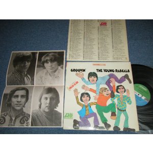画像: YOUNG RASCALS - GROOVIN' : With Pin Up Poster ( Matrix # STA-671071-F / STA 671072-F ) (Ex++/Ex+++ B-1,2,3:Ex)  / 1967 US AMERICA ORIGINAL "GREEN & BLUE Label" STEREO Used LP