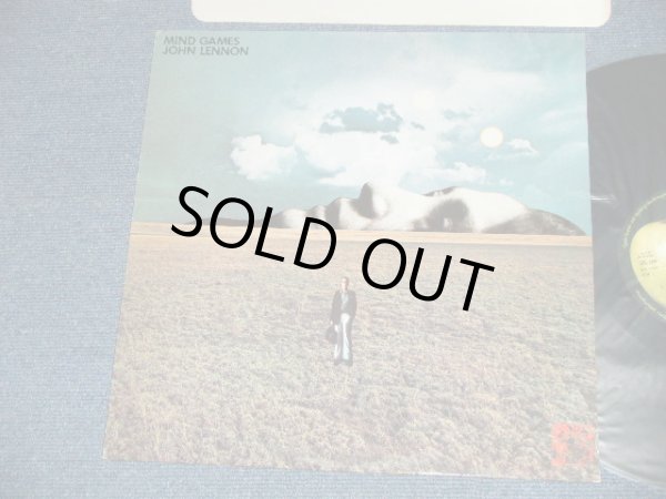 画像1: JOHN LENNON of THE BEATLES - MIND GAMES ( Matrix # 4/3 ) (Ex+++/MINT-)   / 1973 UK ENGLAND ORIGINAL Used LP with ORIGINAL INNER SLEEVE -