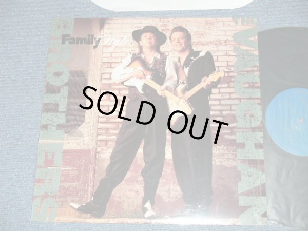 画像1: THE VAUGHAN  BROTHERS (STEVIE RAY VAUGHAN & JIMMY VAUGHAN) -  FAMILY STYLE  (MINT/MINT- B-3:Ex+++) /1990 US AMERICA  ORIGINAL Used LP 