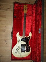 画像: MOSRITE モスライト　1965 PEARL WHITE Owned by DON WILSON of The VENTURES With ORIGINAL HARD CASE