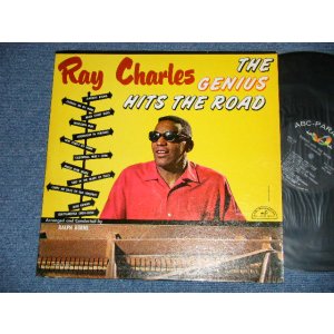 画像: RAY CHARLES -  THE GENIUS HITS THE ROAD  (Ex++. Ex/Ex++)  / 1960 US AMERICA ORIGINAL  MONO Used LP 