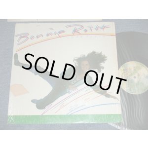 画像: BONNIE RAITT - HOME PLATE (MATRIX # A) BS-1-2864-WB (41072-1)    B) BS-2-2864  WB#2) (Ex+++/MINT- EDSP)  / 1975 US AMERICA ORIGINAL 1st Press "BURBANK STREET Label"  Used LP 