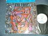 画像: SIOUXSIE & THE BANSHEES - HYAENA ( Ex+++/Ex+++    / 1984 CANADA ORIGINAL  Used LP