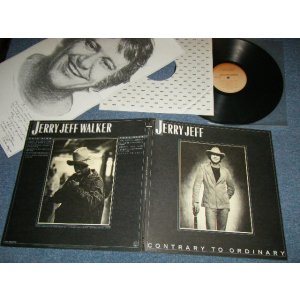 画像: JERRY JEFF WALKER - CONTRARY TO ORDINAR (MINT-/MINT Cut Out ) / 1978 US AMERICA ORIGINAL   Used  LP
