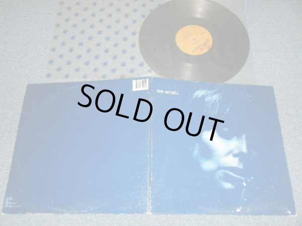 画像1: JONI MITCHELL  - BLUE ( Matrix # A) MS1-2038  SR-1 1-1     B)  MS - 2038  B  SR-1 1-1 )(Ex+++, Ex+/MINT-)   / 1980 Version  US AMERICA  "2nd Press Non STEREO at Bottom Label" "With BARCHORD on BACK COVER" Used  LP