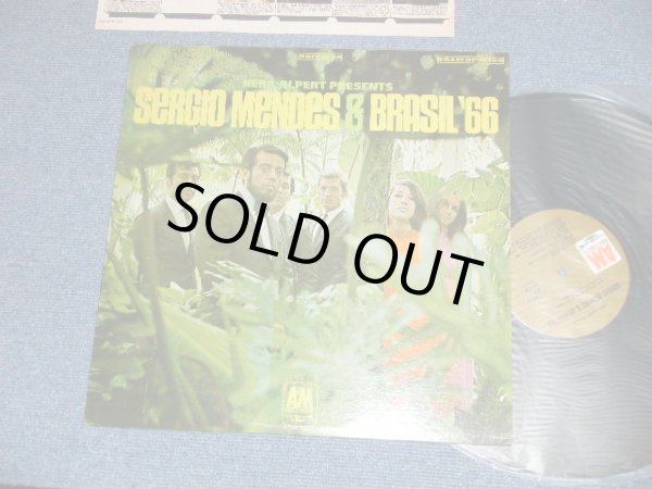 画像1: SERGIO MENDES & BRASIL '66 - HERB ALPERT PRESENTS : Debut Album  ( Matrix #A)  SP-4131-A  ▵9450 　CA-4    B)  SP-4132-B  ▵9450-x　CA-5) ( Ex++/Ex+++ )  / 1966 US AMERICA Original  "BROWN Label" "STEREO" Used  LP 