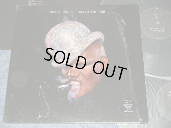 画像1: GRACE JONES - HURRICANE DUB (Ex++/MINT-) / 2011 UK ENGLAND ORIGINAL Used 2-LP