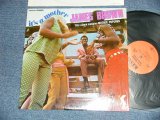 画像: JAMES BROWN - IT'S A MOTHER (MINT-/Ex+++) / 1969  US AMERICA ORIGINAL  "ORANGE with CROWN at Top Label"  STEREO Used LP