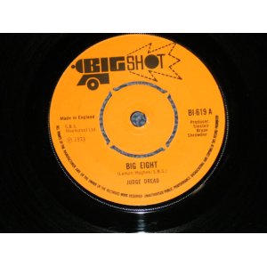 画像: JUDGE DREAD - BIG EIGHT : MIND THE DOORS   (Ex+++/Ex+++) / 1973 UK ENGLAND  ORIGINAL Used 7"45 Single 