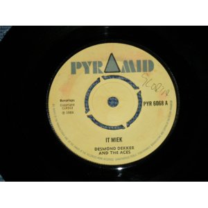 画像: DESMOND DEKKERAND THE ACES - IT MIEK : PROBLEMS  (Ex++/Ex++ WOL) / 1969 UK ENGLAND  ORIGINAL Used 7"45 Single 