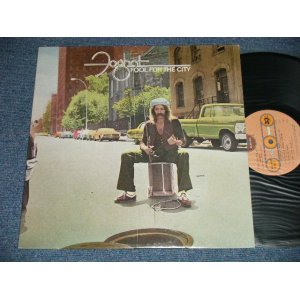 画像: FOGHAT  - FOOL FOR THE CITY (Ex+++/MINT- ) / 1975 US AMERICA ORIGINAL Used LP