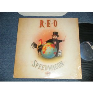 画像: R.E.O. REO SPEEDWAGON - THE EARTH, A SMALL MAN, HIS DOG AND A CHICKEN (MINT/MINT) /  1990 US AMERICA ORIGINAL 1st Press "DARK BLUE Label" Used LP