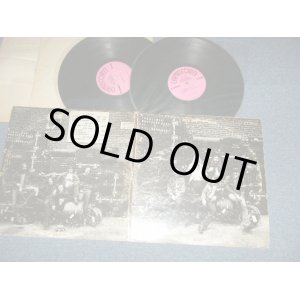 画像: THE ALLMAN BROTHERS BAND - AT FILLMORE EAST(Matrix #  A) ST-CAP-712223-DD-Re AT/GP MR △16780    B)  ST-CAP-712225-DD-Re AT/GP MR △16781     C)  ST-CAP-712226-EE 2-EX AT/GP MR △16781-X (2) PR   D)  ST-CAP-712224-DD-Re AT/GP MR △16780-X )  ( VG+++/Ex+++ Looks:Ex+  WTRDMG, EDSP) / 1971 US AMERICA ORIGINAL 1st PRESS "PINK Label" "MO" at BOTTOM LABEL Used  2LP's 