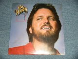 画像: CON HUNLEY - I ASK ANY WOMAN(SEALED) / 1981 US AMERICA ORIGINAL "BRAND NEW SEALED" LP 