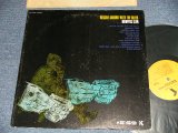 画像: MEMPHIS SLIM - MESSIN' AROUND WITH THE BLUES (Ex++/Ex+++) / 1976 Version? US AMERICA REISSUE 2nd Press "YELLOW-BROWN Label" Used LP 