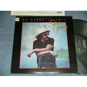 画像: STEVE YOUNG - NO PLACE TO FALL (Ex++/MINT- WOL, WOC)/ US AMERICA REISSUE Used LP