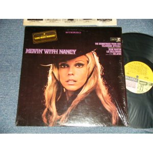 画像: NANCY SINATRA - MOVIN' WITH NANCY (MINT-/Ex+++) / 1967 US AMERICA 1st Press "MULTI-COLOR Label" MONO Used LP 