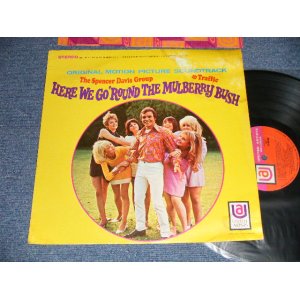 画像: The SPENCER DAVIS GROUP / TRAFFIC - HERE WE GO 'ROUND THE MULBERRY BUSH (VG+++/Ex+++ Looks:Ex++ WTRDMG) /1968 US AMERICA ORIGINAL 1st Press "PINK & ORANGE Label" STEREO Used LP