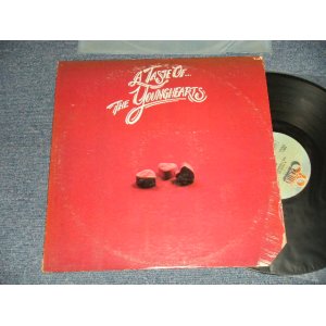 画像: The YOUNGHEARTS - A TASTE OF... (VG+++/Ex EDSP, CUTOUT) / 1974 US AMERICA ORIGINAL Used LP