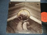 画像: TRIUMVIRAT - OLD LOVES DIE HARD (Ex/MINT- BB for PROMO) / 1976  US AMERICA ORIGINAL "PROMO" Used LP