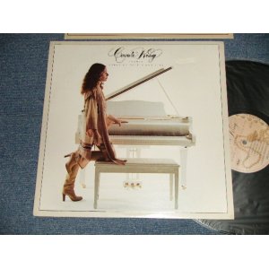 画像: CAROLE KING - PEARLS (Matrix #A)SOO-1-12073-Z2-4 0 B)SOO-2-12073-Z1  0) "JACKSONVILLE in ILLINOIS Press"" (Ex+++/MINT-)/ 1980 US AMERICA ORIGINAL "PROMO BB HOLE" Used LP
