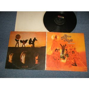 画像: THREE DOG NIGHT - IT AIN'T EASY "ORIGINAL COVER With BAND MEMBERS in the NUDE!"(MEx+/Ex+++) / 1970 US AMERICA ORIGINAL "WITH DRAW Jacket" Used LP 