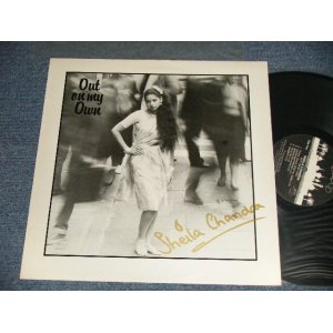画像: SHEILA CHANDRA - OUT ON MY OWN (Ex++/MINT- EDSP) /1984 UK ENGLAND ORIGINAL Used LP