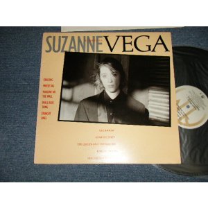 画像: SUZANNE VEGA - SUZANNE VEGA (STERLING Cut) (MINT-/MINT-) / 1985 US AMERICA ORIGIN Used LP 